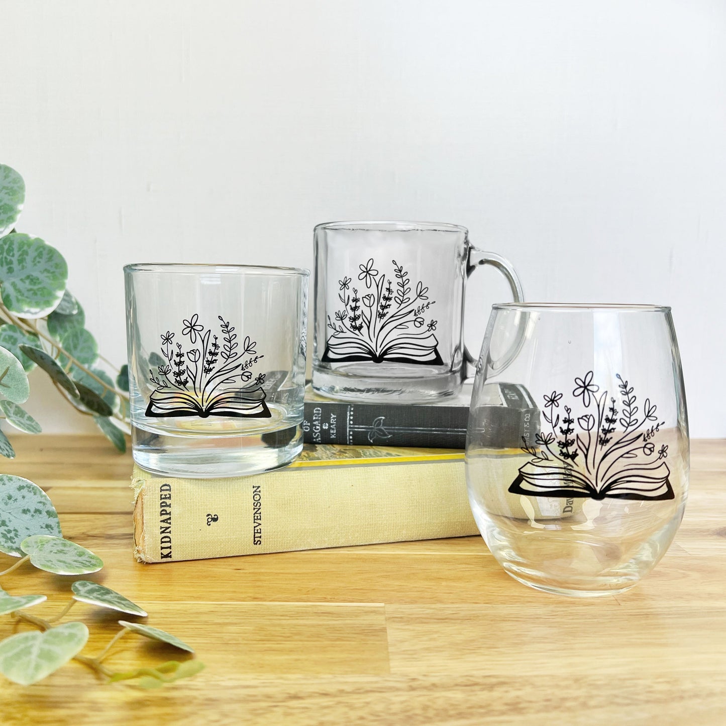 Botanical Library 13oz Coffee or Tea Glass Mug